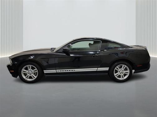 2010 Ford Mustang V6