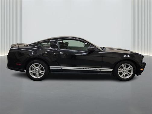 2010 Ford Mustang V6