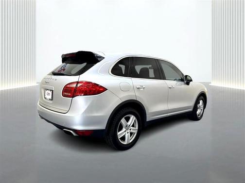 2013 Porsche Cayenne Base