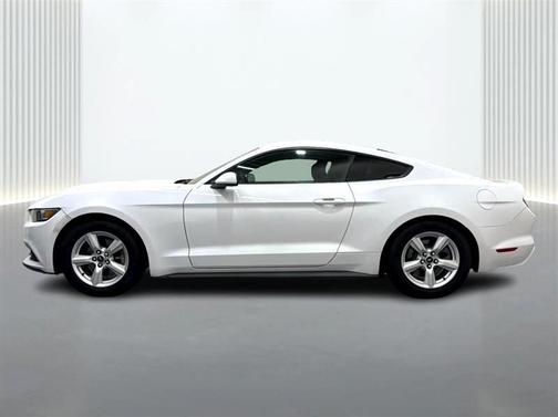2016 Ford Mustang V6