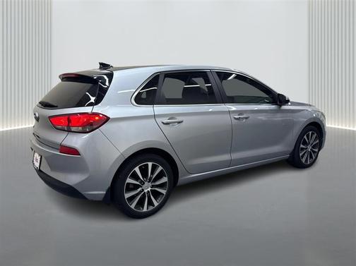 2020 Hyundai Elantra GT Base