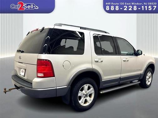 2004 Ford Explorer XLT
