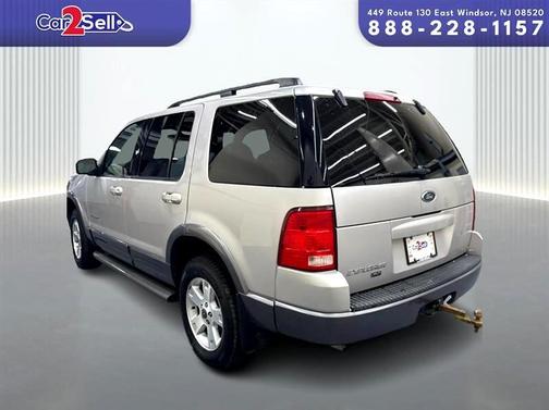 2004 Ford Explorer XLT