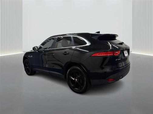 2019 Jaguar F-PACE 25t Premium