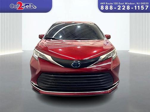 2022 Toyota Sienna XLE