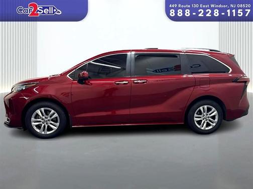 2022 Toyota Sienna XLE