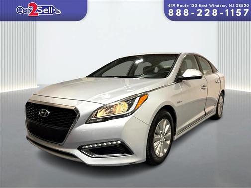 2017 Hyundai SONATA Hybrid SE