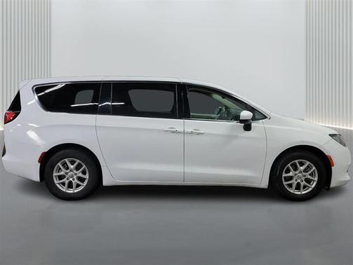 White 2023 Chrysler Voyager LX