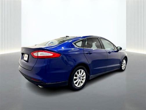 2016 Ford Fusion S