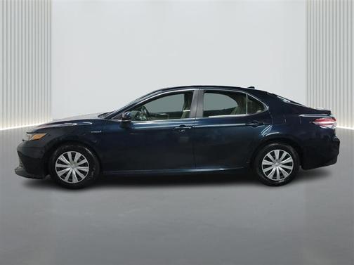2020 Toyota Camry Hybrid LE