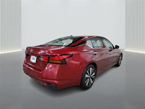 2022 Nissan Altima 2.5 SL