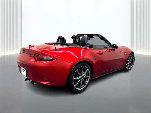 2016 Mazda MX-5 Miata Grand Touring