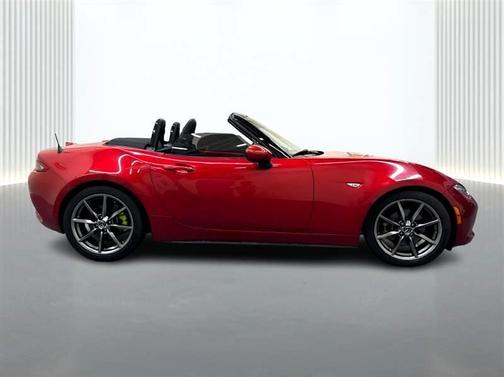 2016 Mazda MX-5 Miata Grand Touring