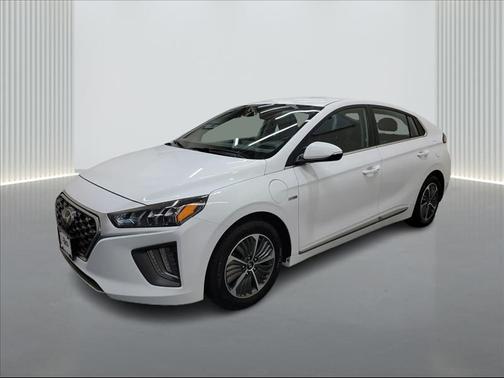 2020 Hyundai IONIQ Plug-In Hybrid SEL