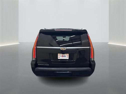 2017 Cadillac Escalade ESV Luxury