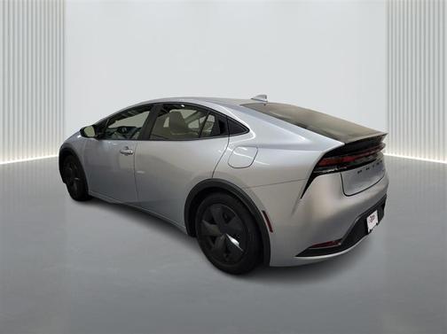 2023 Toyota Prius LE