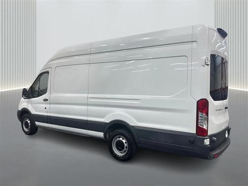 2018 Ford Transit-250 Base