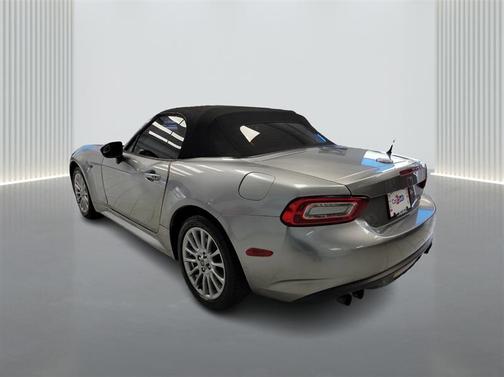 2017 FIAT 124 Spider Classica