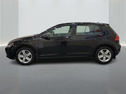 2015 Volkswagen Golf TDI S 4-Door