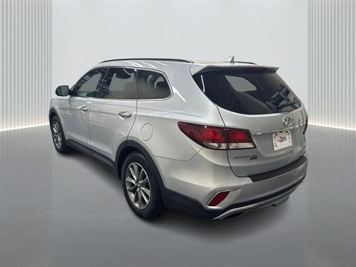 2019 Hyundai Santa Fe XL SE