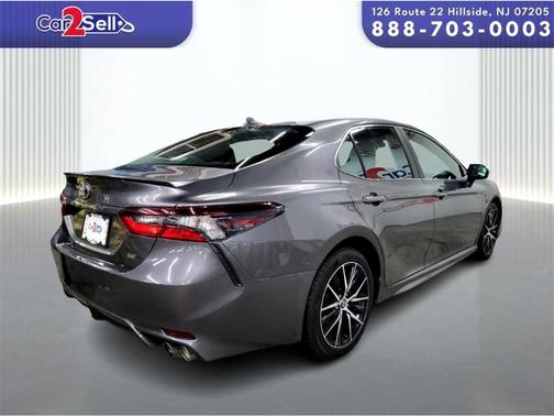 2021 Toyota Camry SE