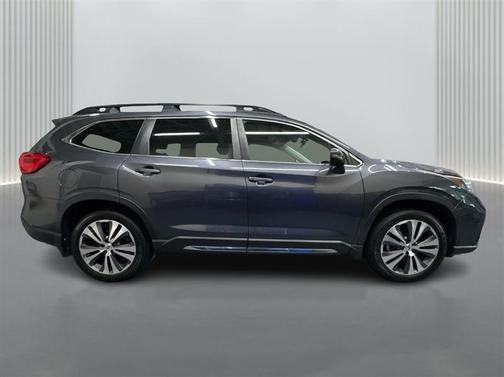 Magnetite Gray Metallic 2019 Subaru Ascent Limited 7-Passenger