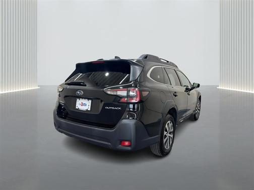 Crystal Black Silica 2024 Subaru Outback Premium