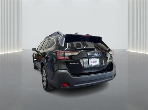 Crystal Black Silica 2024 Subaru Outback Premium