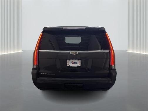 2016 Cadillac Escalade Luxury