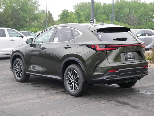 Nori Green Pearl 2026 Lexus NX 350h Premium