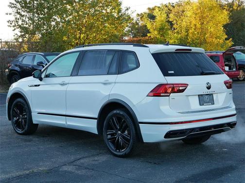 2022 Volkswagen Tiguan 2.0T SE R-Line Black 4MOTION