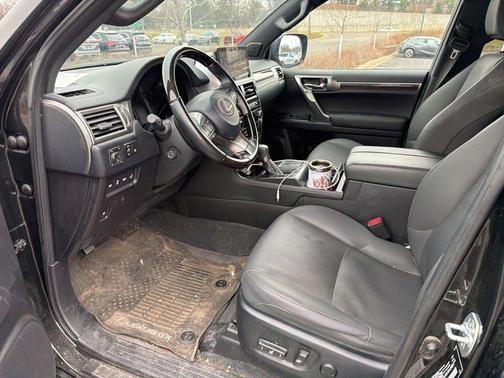 2023 Lexus GX 460 Premium