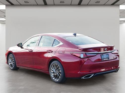 2025 Lexus ES 350 Ultra Luxury