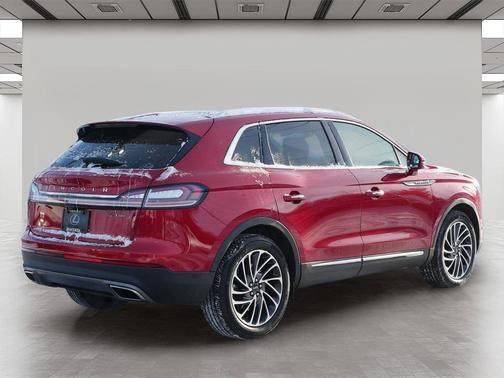 2020 Lincoln Nautilus Reserve