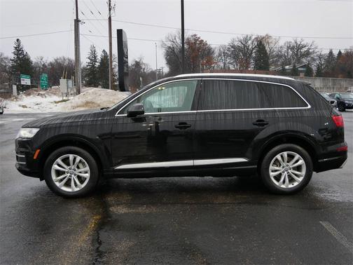 2019 Audi Q7 55 Premium