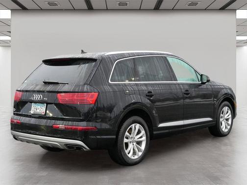 2019 Audi Q7 55 Premium