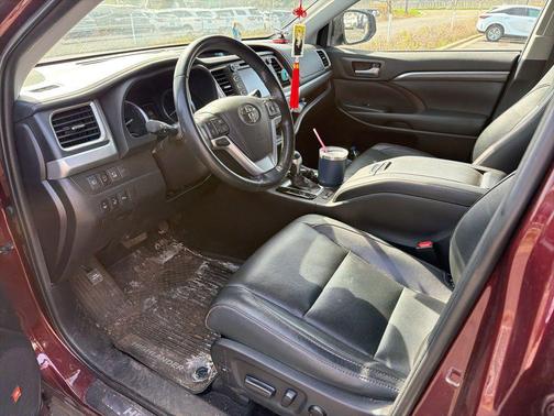 Salsa Red Pearl 2019 Toyota Highlander Limited Platinum