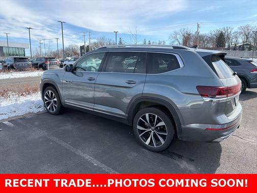 2024 Volkswagen Atlas 2.0T SEL Premium R-Line 4MOTION
