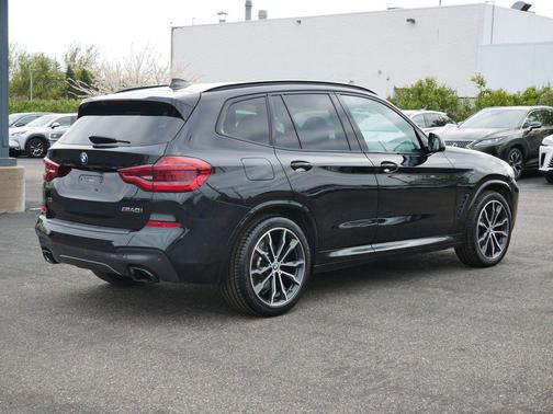 Black Sapphire Metallic 2021 BMW X3 M40i