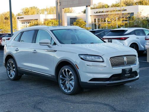 2023 Lincoln Nautilus Reserve
