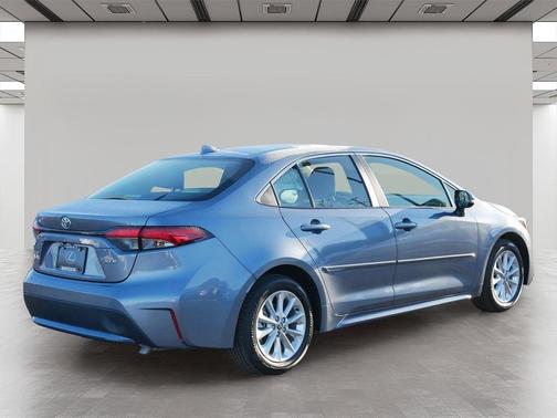 2022 Toyota Corolla XLE