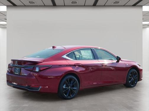 2025 Lexus ES 300h Base