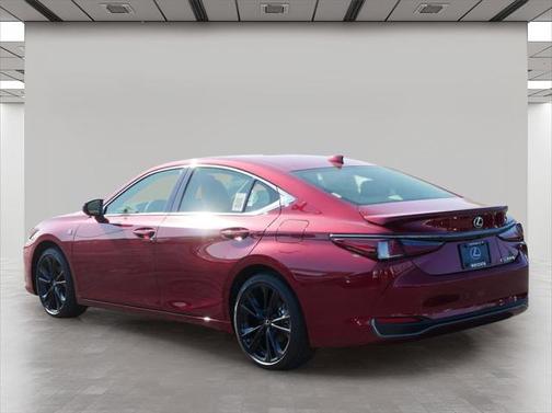 2025 Lexus ES 300h Base