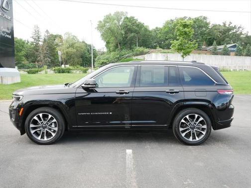 2023 Jeep Grand Cherokee Overland