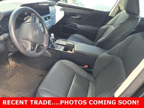 2022 Lexus ES 350 Base