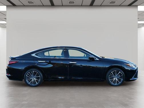 2022 Lexus ES 350 Base