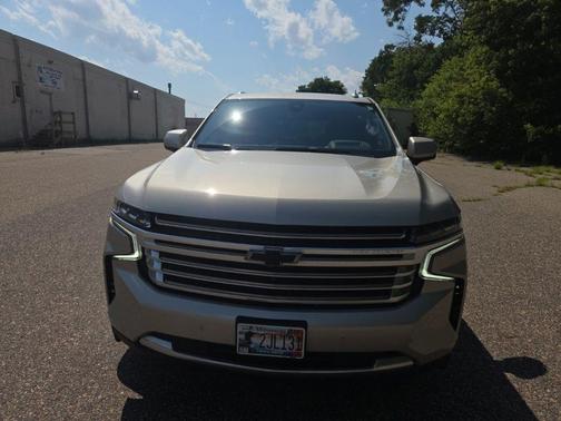 Empire Beige Metallic 2021 Chevrolet Suburban 4WD High Country