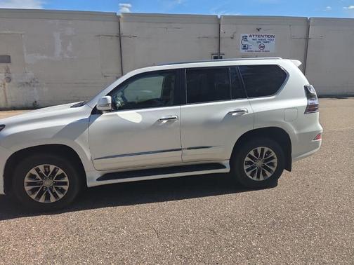 Starfire Pearl 2016 Lexus GX 460 Luxury