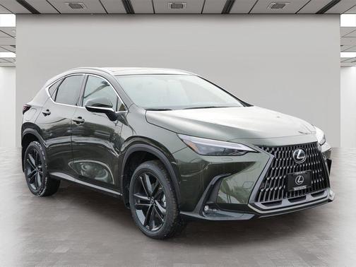 2026 Lexus NX 450h+ Luxury