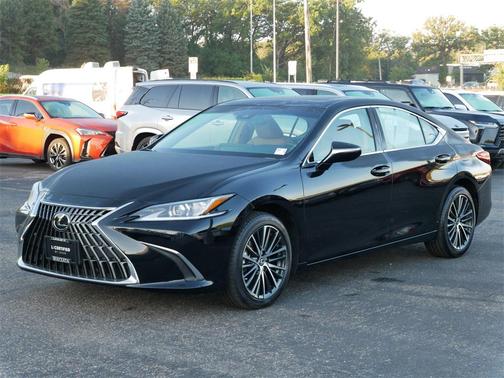 2024 Lexus ES 250 Base